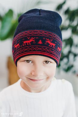 Детская шапка бини синяя с оленями